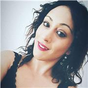 Madrelingua spagnola impartisce lezioni private